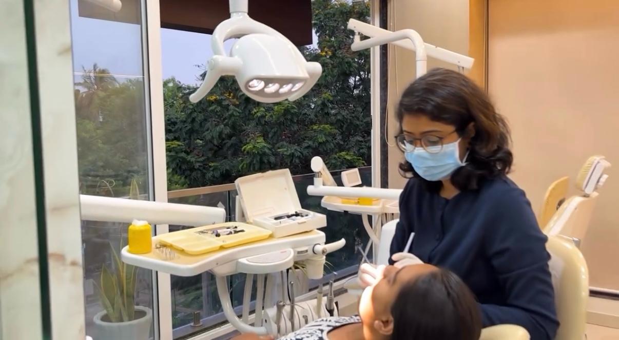 Smile Studio Dental Clinic Bhavnagar - Modern Clinic Facility